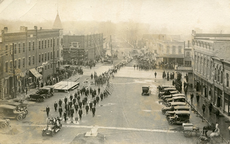 Early Parade on Exchange Street