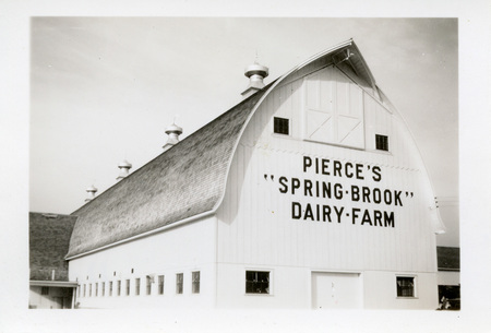 Pierce&#039;s Spring Brook Dairy Farm
